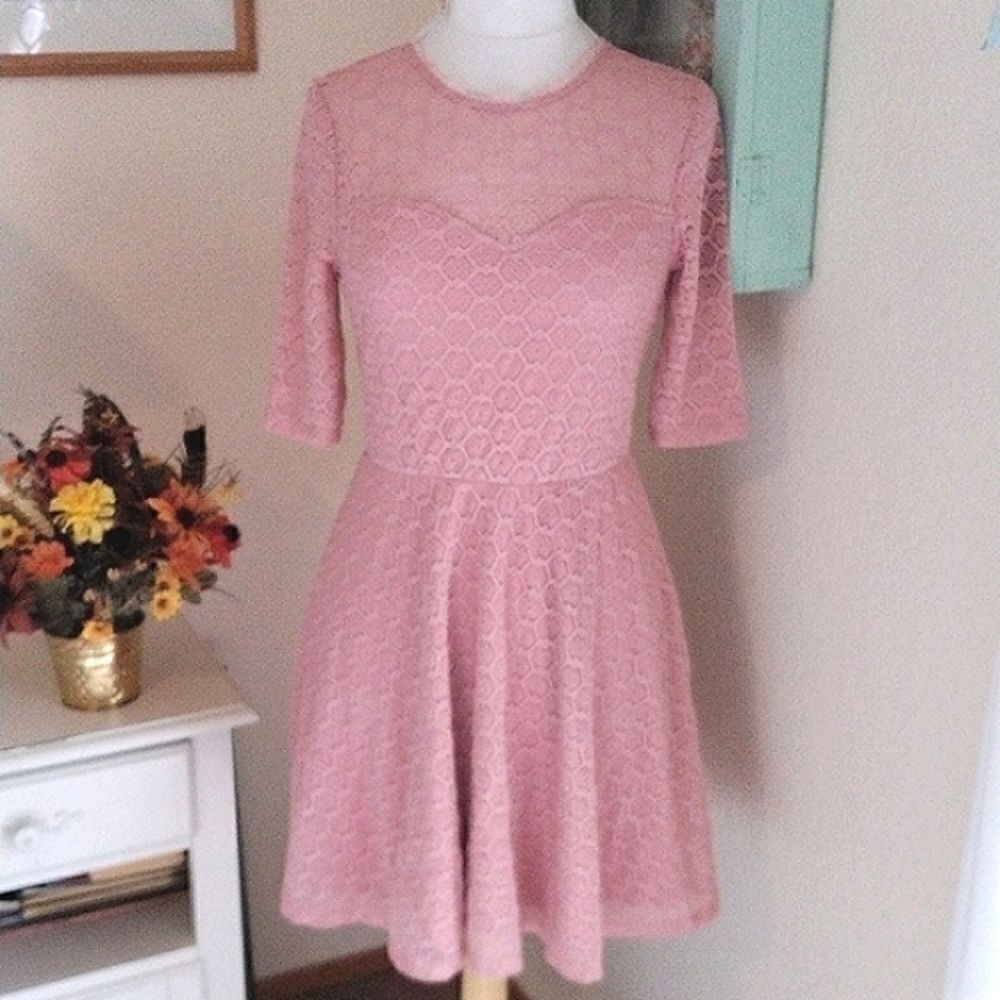 NWT Paper Doll Lace Dress